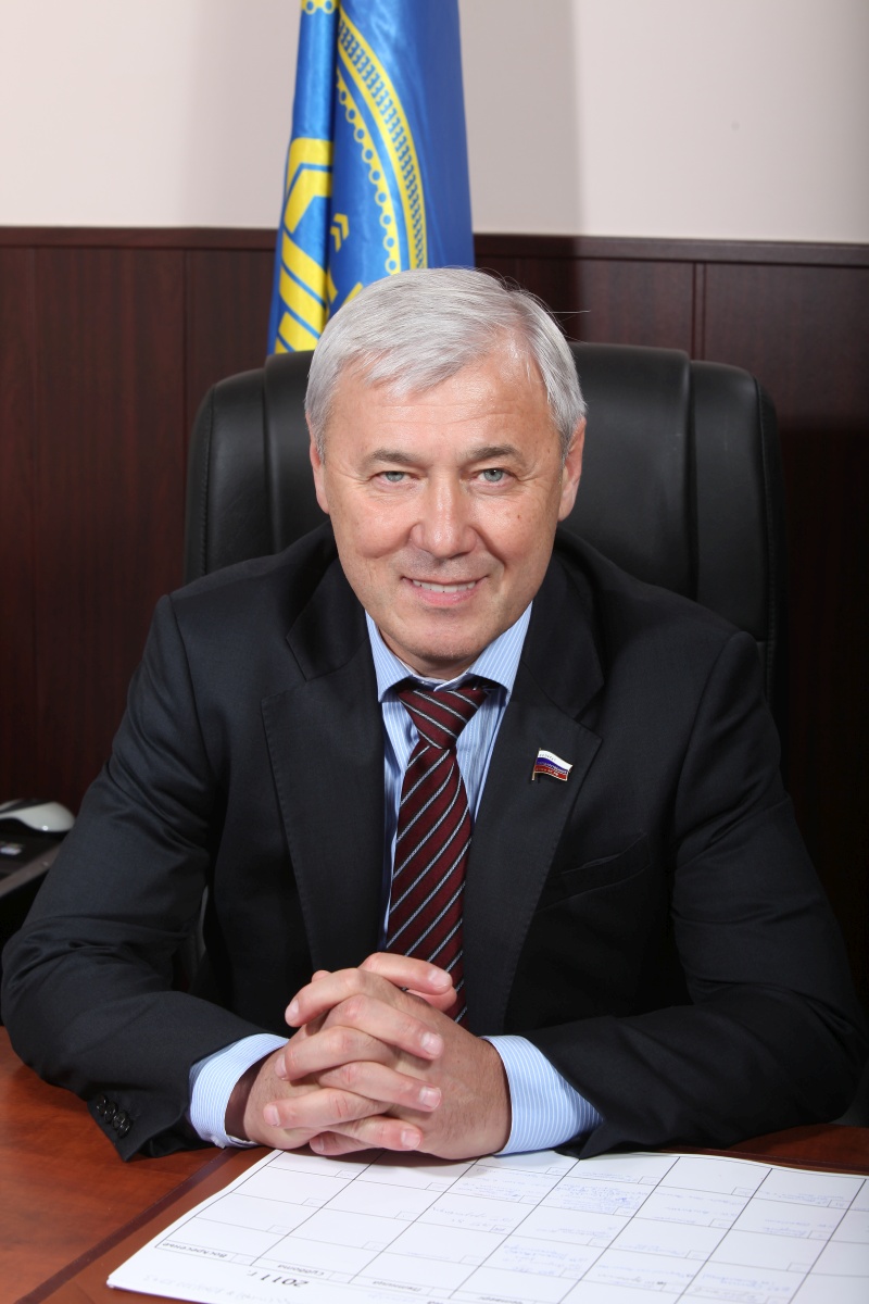 Новикомбанк поздравил Ассоциацию банков России с 30-летием