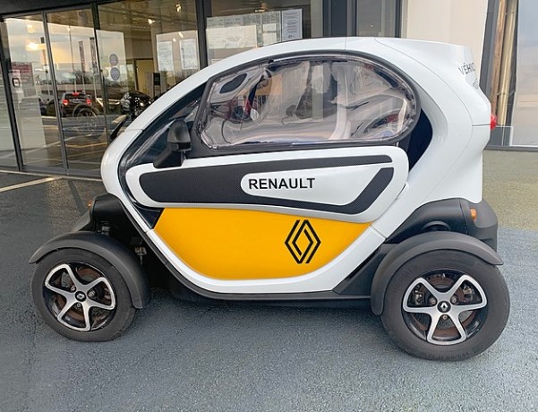 Renault Twizy pizza