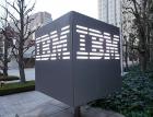Чистая прибыль IBM снизилась на треть в I квартале