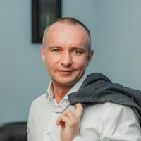 Олег Козлов