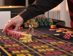 Путин подписал закон об усилении контроля за выигрышами в казино