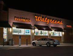 Walgreens станет мажоритарным владельцем VillageMD