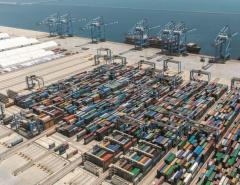Акции Abu Dhabi Ports выросли на 15% после IPO