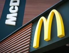 McDonald's почти удвоила чистую прибыль во втором квартале
