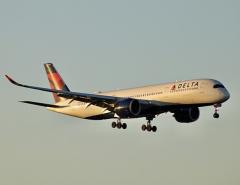 Прибыль авиакомпании Delta Air Lines увеличилась почти на 60%