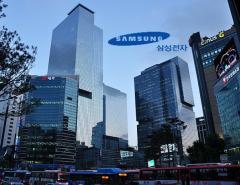 Samsung представила план по ускорению поставок ИИ-чипов