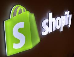 Акции Shopify взлетели на фоне сильных квартальных результатов и оптимистичного прогноза