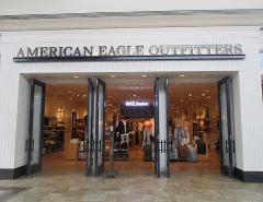 Акции American Eagle упали на фоне слабого прогноза