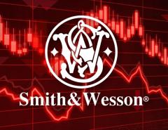 Квартальная прибыль Smith & Wesson сократилась более чем втрое