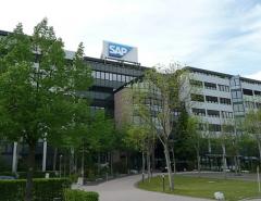 SAP увеличил квартальную выручку, удвоив операционную прибыль