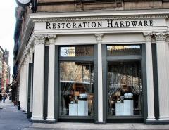 RH столкнулась со снижением выручки и ухудшила прогнозы