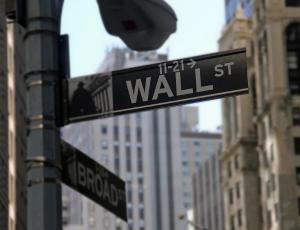 Банки Уолл-стрит назвали ограничения кредитования «неработающими» и «политизированными»