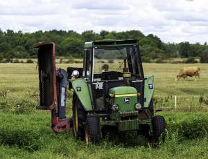 Квартальная прибыль Deere выросла благодаря высокому спросу на оборудование и высоким ценам