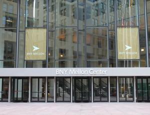 Финансовые показатели BNY Mellon оказались выше прогнозов благодаря росту комиссий за услуги