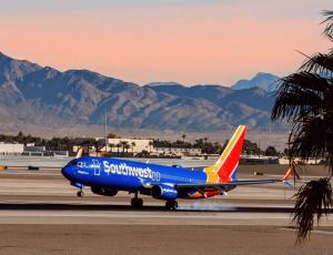 Southwest Airlines снизила прогноз по выручке