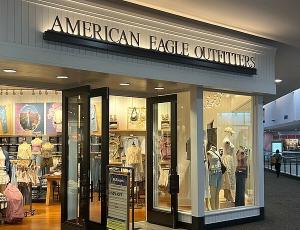 American Eagle сталкивается с замедлением потребительской активности