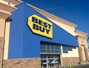 Best Buy сократила годовой прогноз из-за тарифного давления