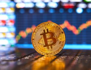 Биткоин вошел в топ-5 крупнейших активов мира