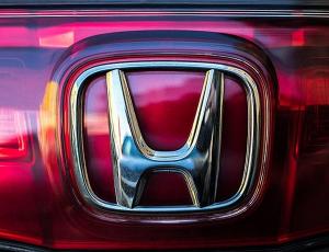 Honda теряет прибыль из-за пошлин, но повышает прогнозы