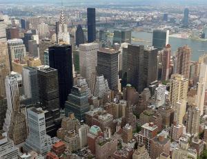 Объем аренды офисных площадей на Манхэттене приближается к рекорду